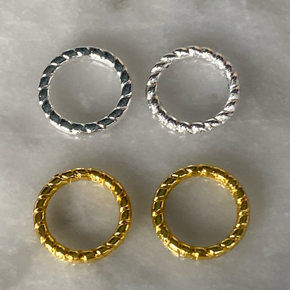 Findings: Circle Connectors 10mm (30)